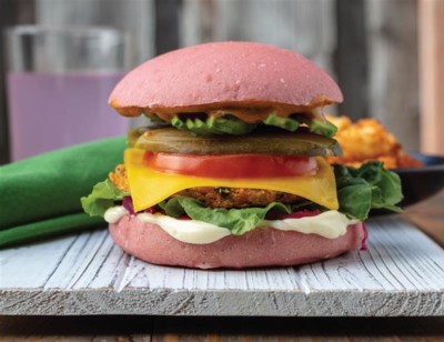Beet and Spirulina Veggie Burger Buns